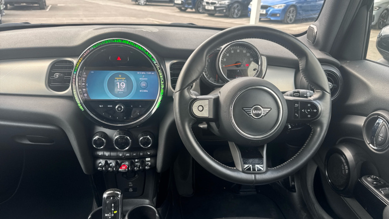 MINI Hatchback 1.5 Cooper Exclusive 5dr Auto Petrol Hatchback